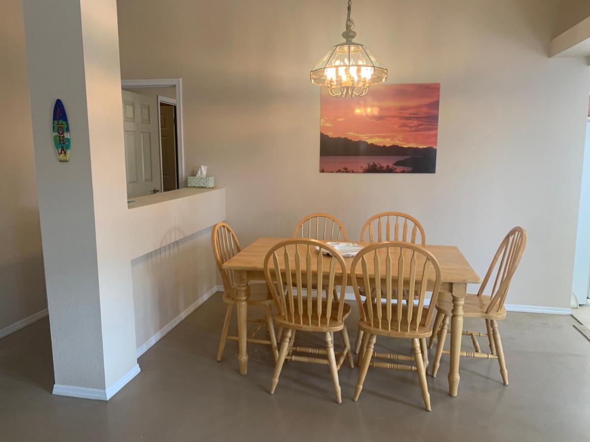 Desert Getaway - Centrally Located, Trail Access Steps Away! Lake Havasu City Extérieur photo